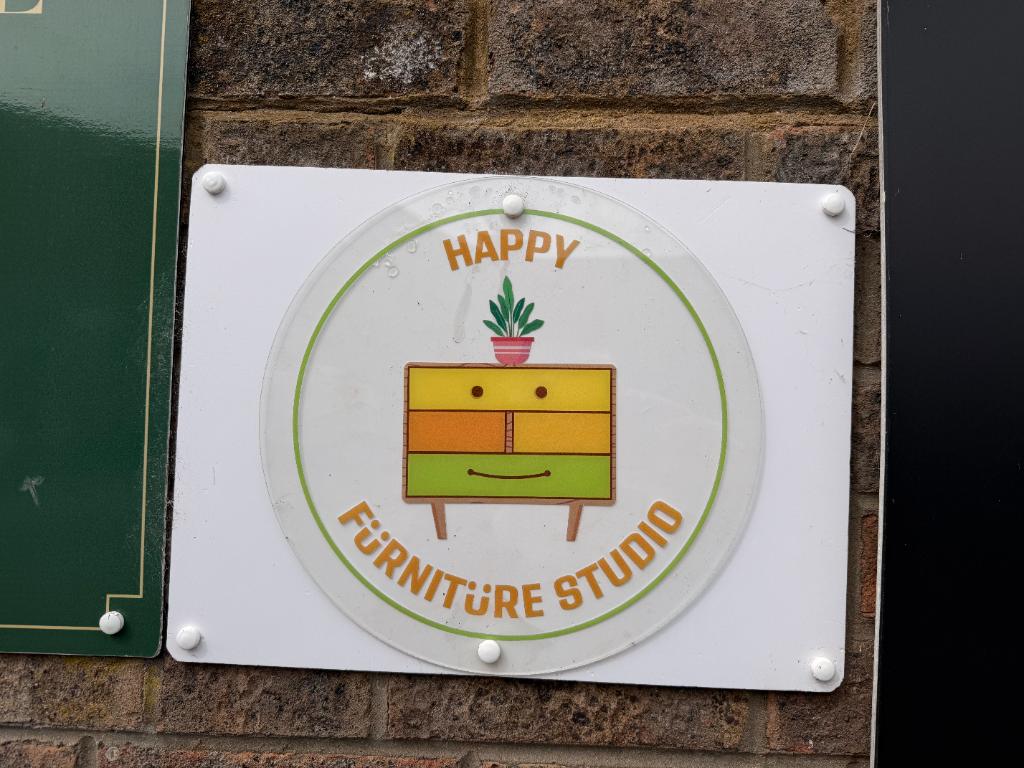 Happy Furniture Studio